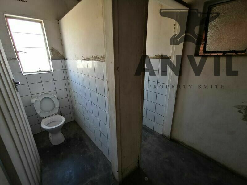 1 Dagenham  - Building property image 16