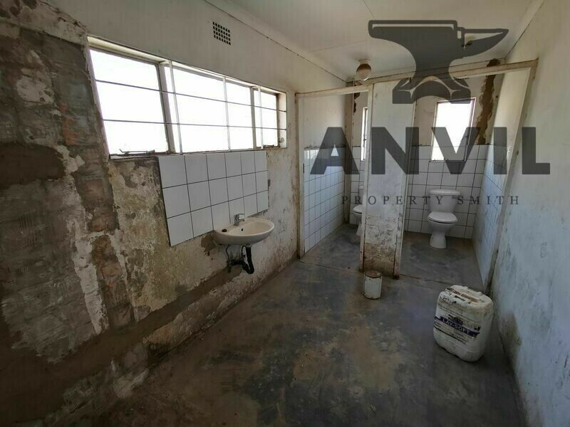 1 Dagenham  - Building property image 17