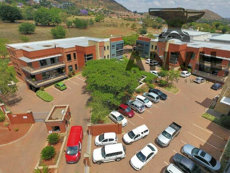 Warich Close Office Park, Allen's Nek - Building 2 First floor - 180m2 property image 17