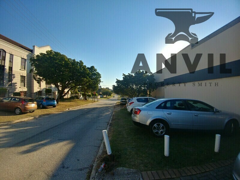 15 Mangold Street, Newton Park, Port Elizabeth - Building 2 property image 13