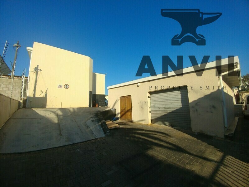 15 Mangold Street, Newton Park, Port Elizabeth - Building 2 property image 15