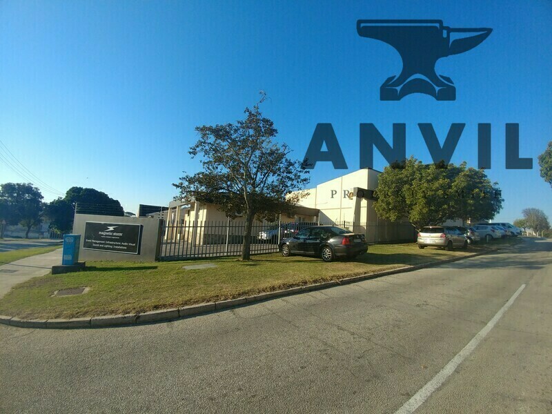 15 Mangold Street, Newton Park, Port Elizabeth - Building 2 property image 9