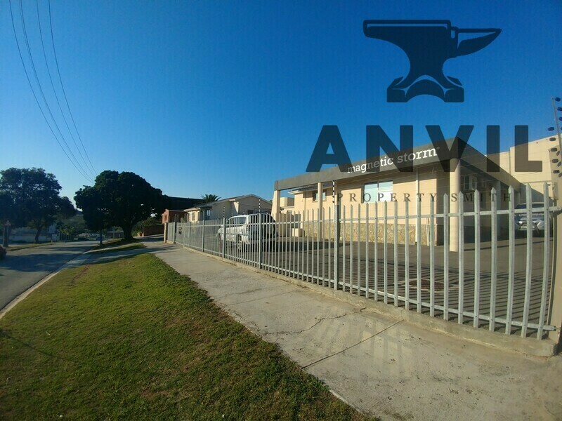 15 Mangold Street, Newton Park, Port Elizabeth - Building 2 property image 7