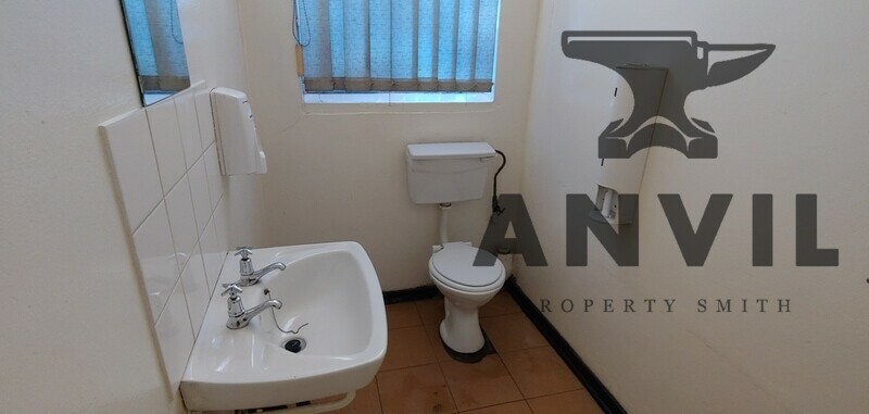 16 Ruven Road, Benrose, Johannesburg - Entire Warehouse - 833sqm property image 38