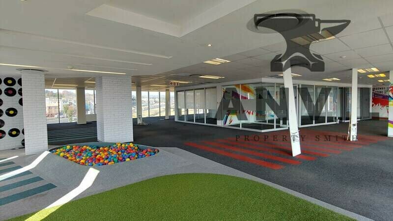 105 Corlett Drive - Creative Counsel - Option 1 - Available to Let property image 15