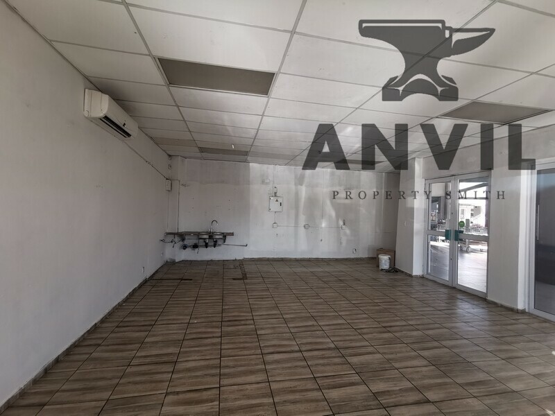 Highlands Shopping Centre, Centurion - Unit next to spar property image 1