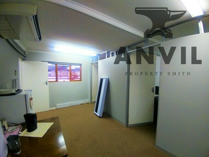 11 Killarney Avenue, Killarney Gardens property image 4 11 Killarney Avenue, Killarney Gardens property image 4