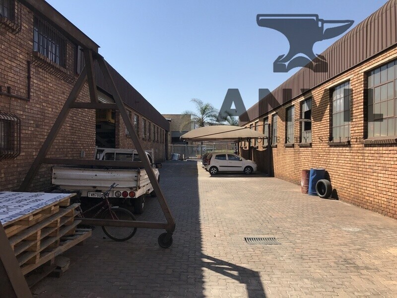 516 Commissioner Street - Building property image 17