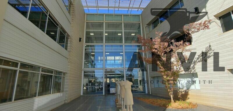 33 Fricker Road, Illovo  - First Floor property image 3