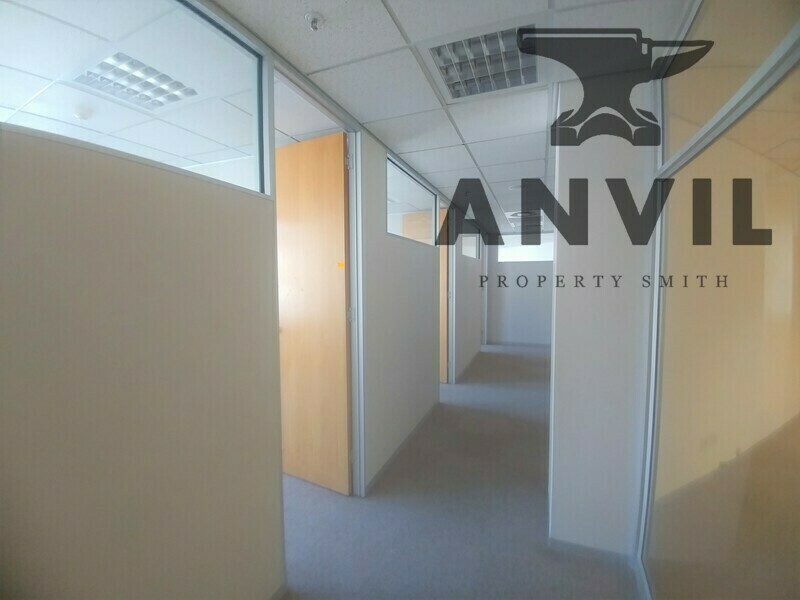 South African Reserve Bank Building - 9th Floor Office property image 5