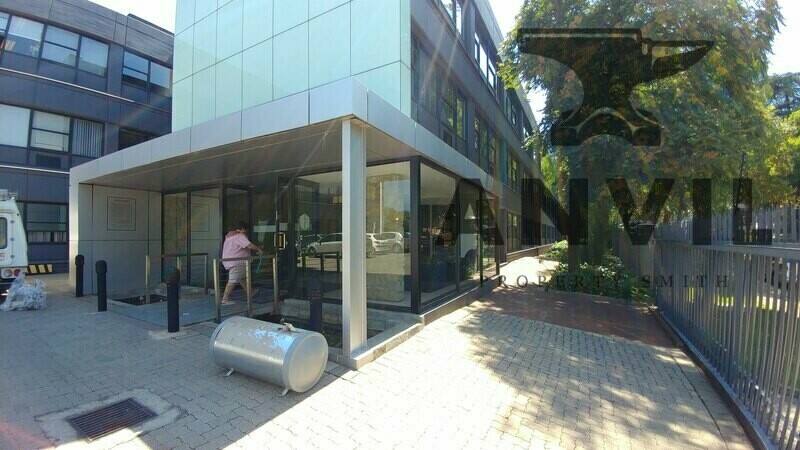 Offices at 5 Girton Road in Parktown - First Floor property image 4