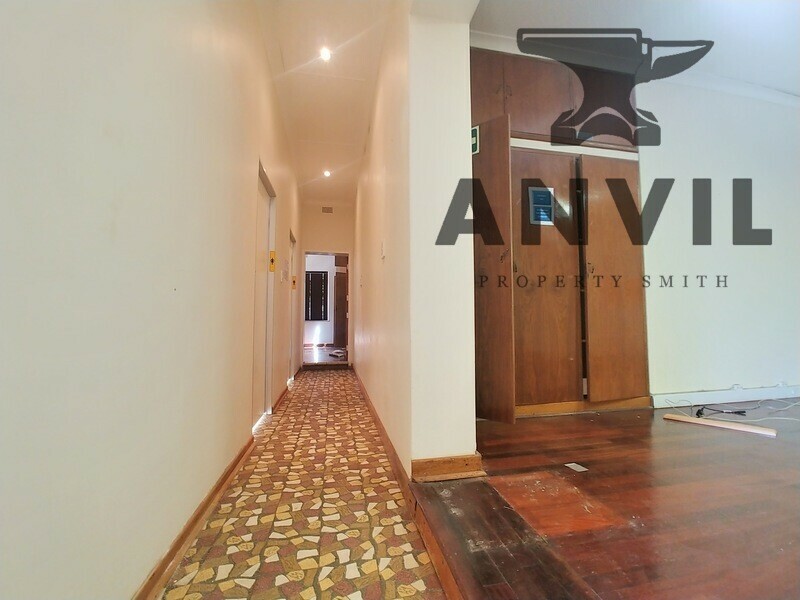 174 Beyers Naude Drive, Risdale, Cresta, Randburg - Standalone premises property image 3