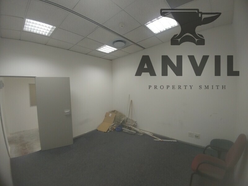 Matador, Cape Town City Centre, Cape Town - Unit 204 (2nd Floor) property image 6