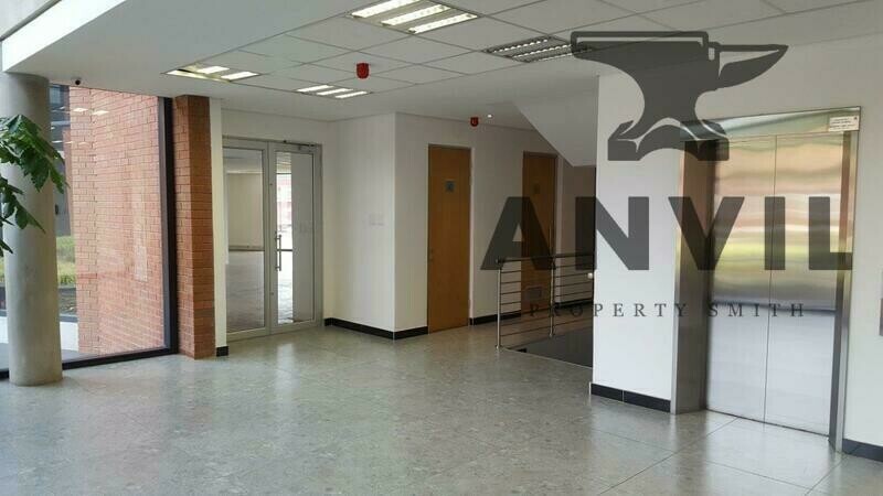 7 Mirage Road - Sub division of LHS ground floor property image 9