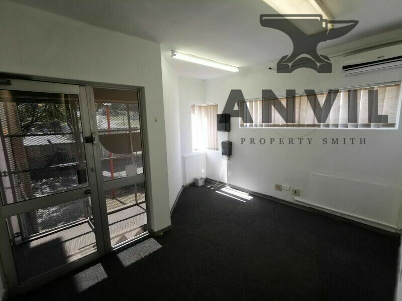 Otto  Volek - Ground Warehouse Unit D1 property image 6