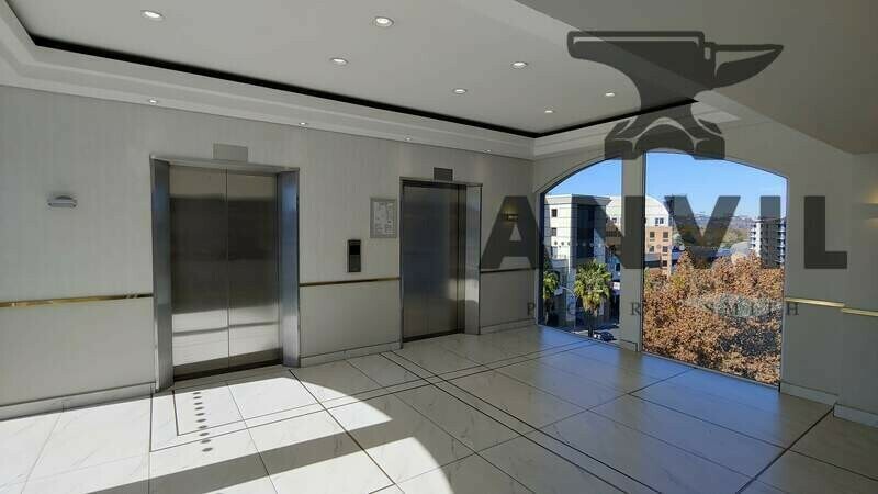 191 Jan Smuts Avenue - Rosebank Corner Serviced Offices - Rosebank Corner - Serviced Offices - Option 1 to Let property image 4