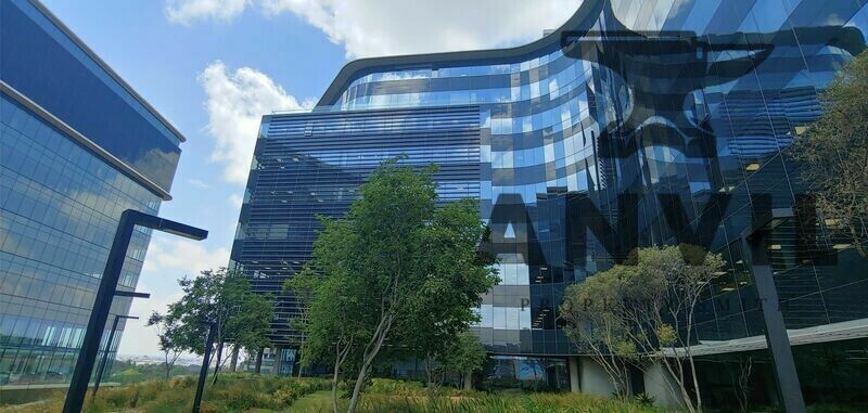 2 Pybus Rd - 2nd Floor property image 3