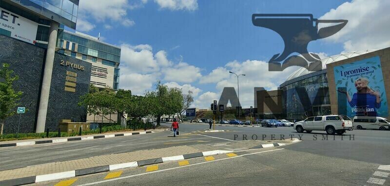 2 Pybus Rd - 2nd Floor property image 6