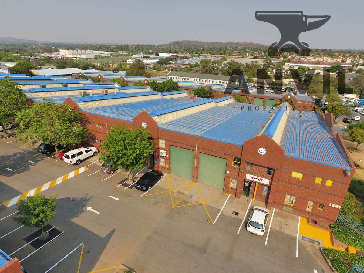 Neat and Clean Warehouse To Rent