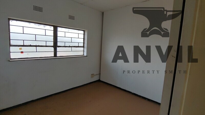Village Main Industrial Park, Johannesburg - Unit D5 property image 25