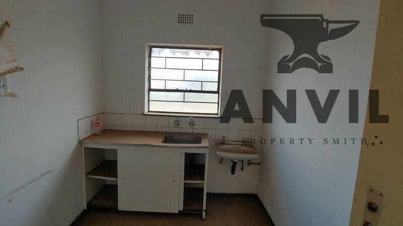 Village Main Industrial Park, Johannesburg - Unit D5 property image 26