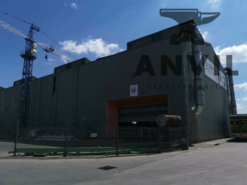 Meadowbrook Park  - Large Freestanding warehouse property image 1