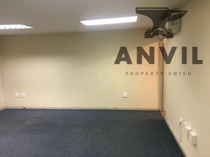 Inospace Jet Park - Unit 23 property image 4