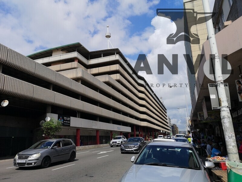 Pine Parkade - Shop 02 property image 1