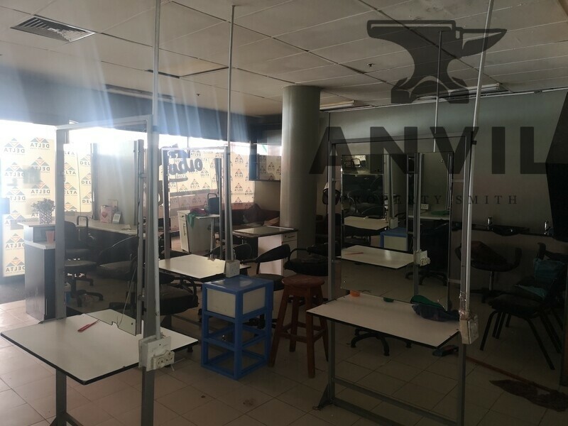 Pine Parkade - Shop 02 property image 3