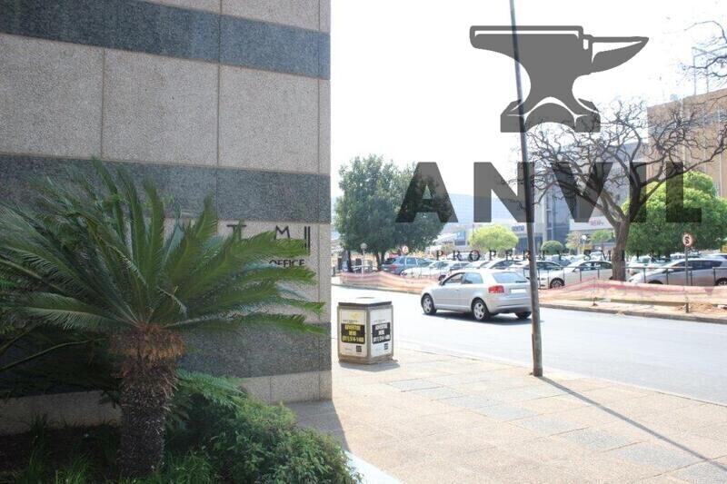 The Mall Offices, Rosebank, Johannesburg - Seventh Floor Office Space Available to Let property image 47