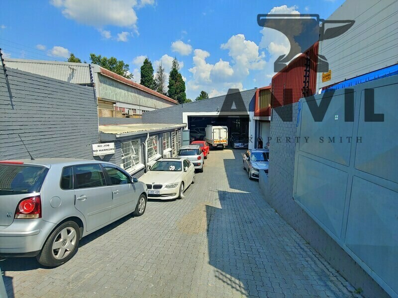 228 Samantha Street - Standalone warehouse property image 27