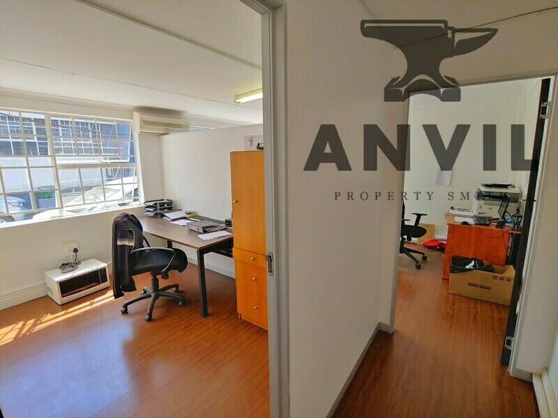 228 Samantha Street - Standalone warehouse property image 2