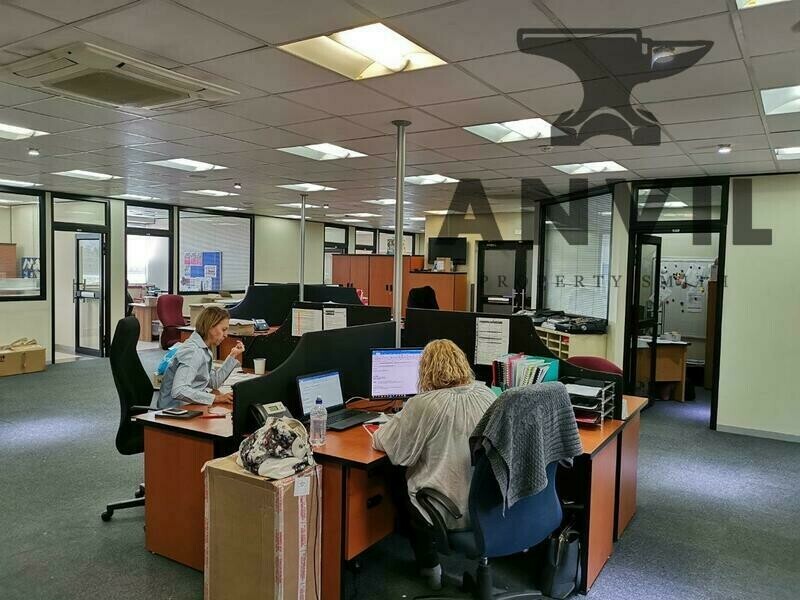 Moore House-Riley Road office park  - FF FLR EAST  property image 3