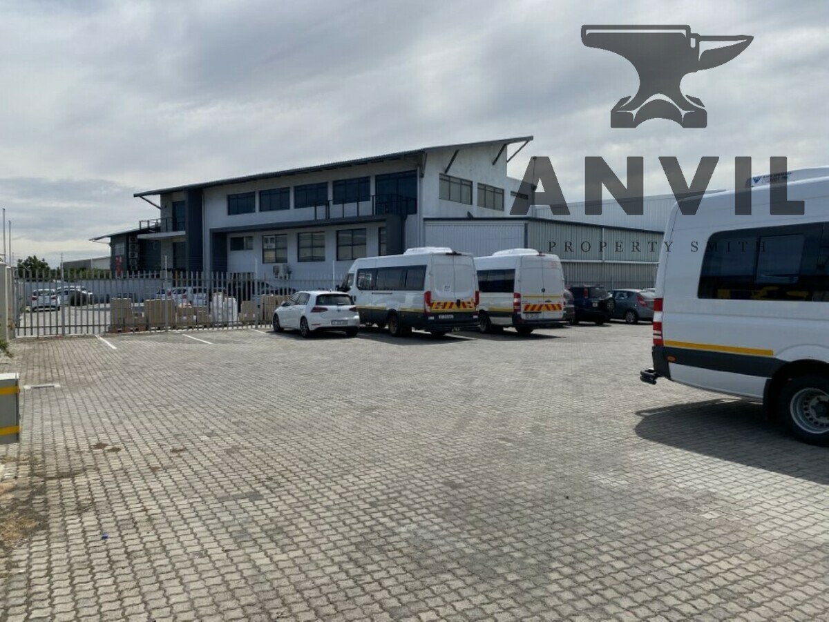 4 Concorde Crescent Airport Industria Anvil Property Smith