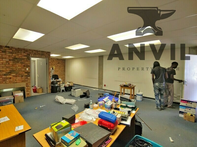 Graphite Park Industrial Park, Strijdom Park - Unit 17 property image 3