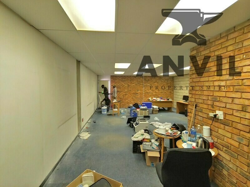 Graphite Park Industrial Park, Strijdom Park - Unit 17 property image 6