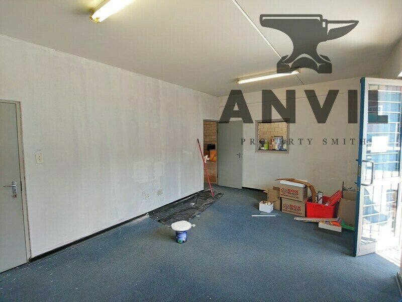 Graphite Park Industrial Park, Strijdom Park - Unit 17 property image 8