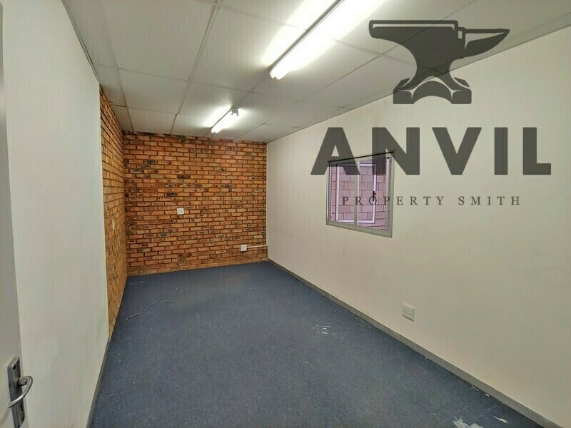 Graphite Park Industrial Park, Strijdom Park - Unit 17 property image 11