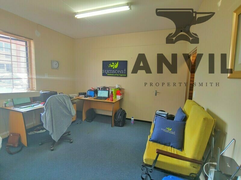 Graphite Park Industrial Park, Strijdom Park - Unit 21 property image 10