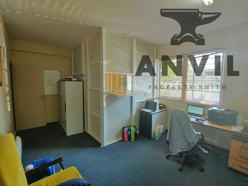 Graphite Park Industrial Park, Strijdom Park - Unit 21 property image 11