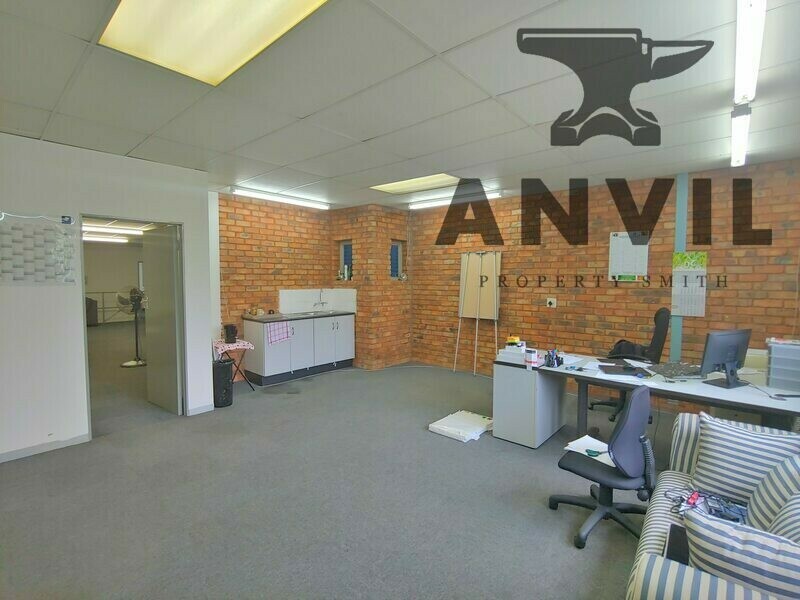 Graphite Park Industrial Park, Strijdom Park - Unit 21 property image 15