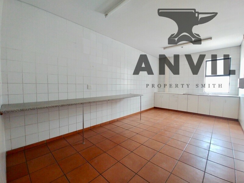 21 Montague Drive - Unit 1 to let - 1350 sqm property image 8