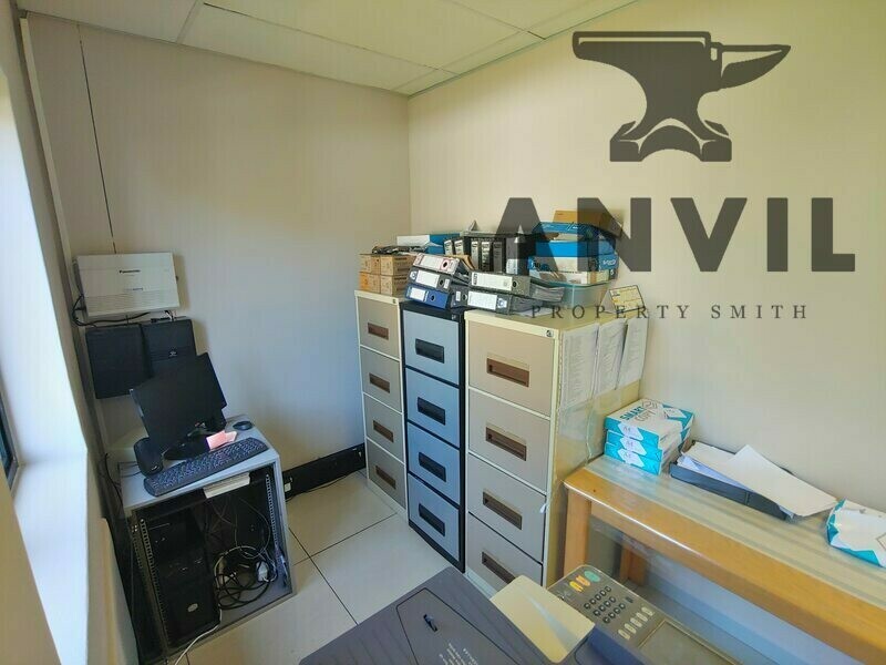 Clearwater Office Park, Roodepoort - Building 2 - Ground Floor (2Oge) property image 11