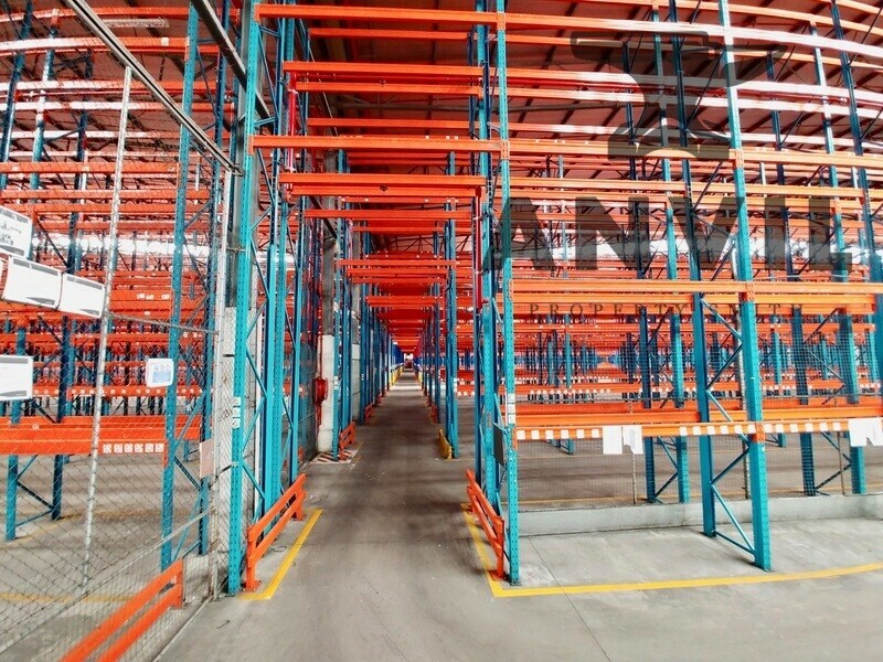 13 Freedom Way - Entire Building property image 5