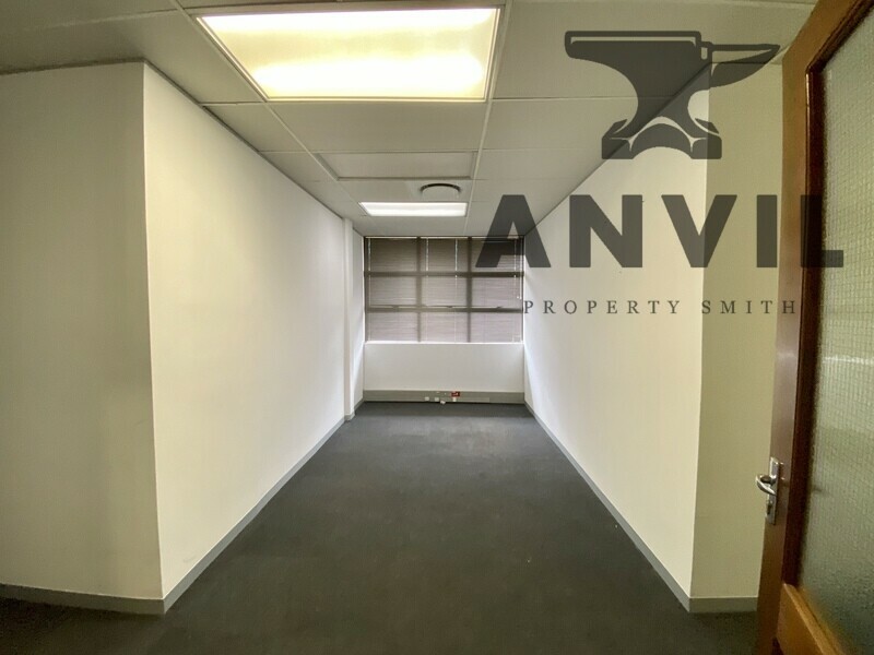 Waterkloof Rand Centre, Pretoria - Suite 11 property image 9