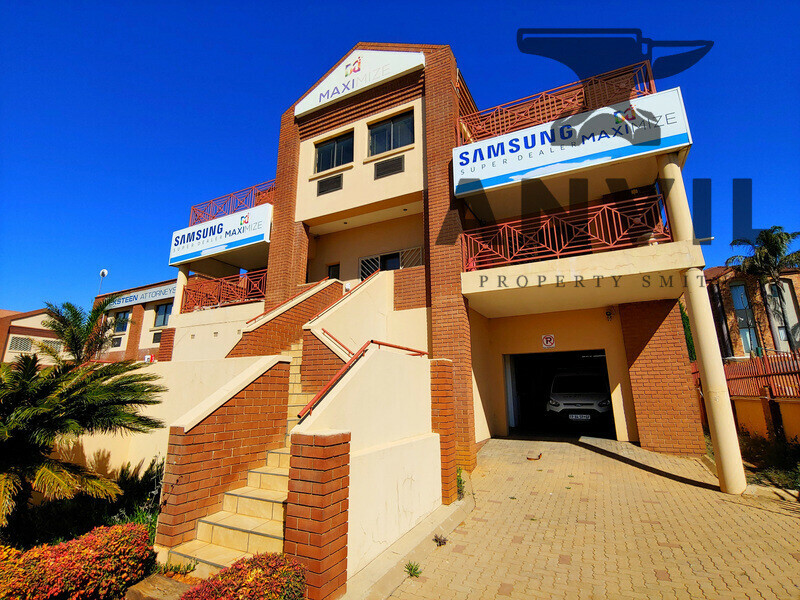 Panorama Office Park, Roodepoort - Building 10-1000m² property image 4