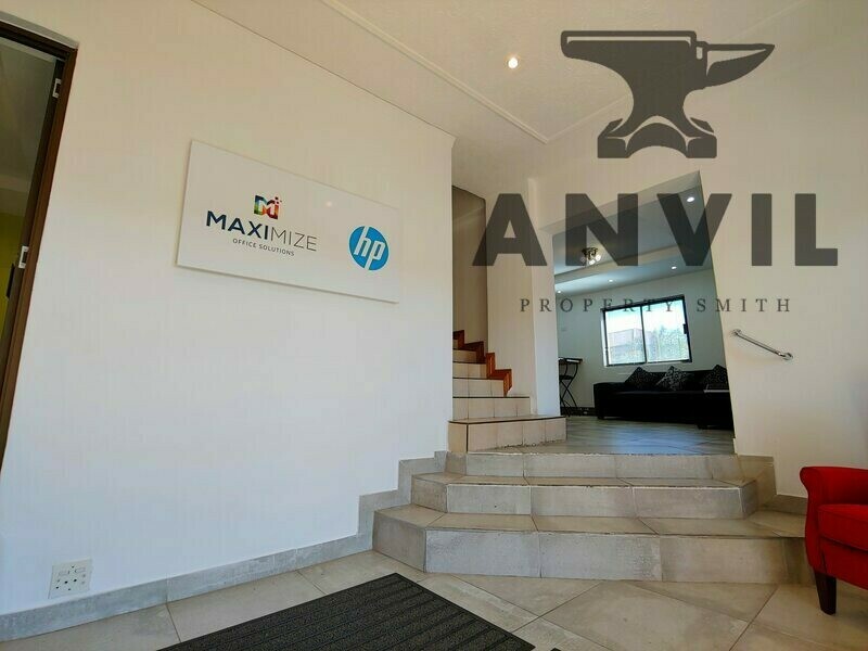 Panorama Office Park, Roodepoort - Building 10-1000m² property image 10