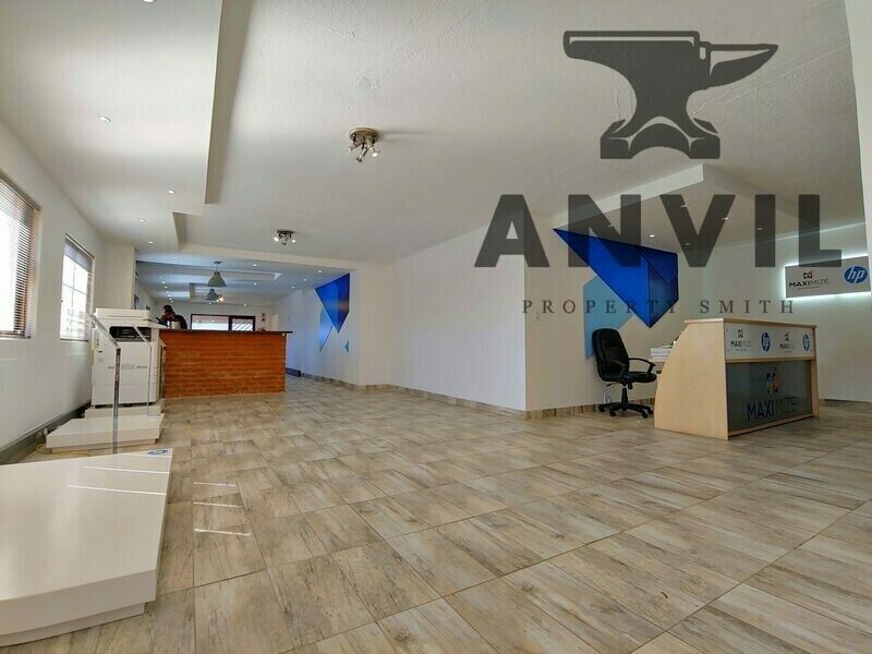 Panorama Office Park, Roodepoort - Building 10-1000m² property image 11