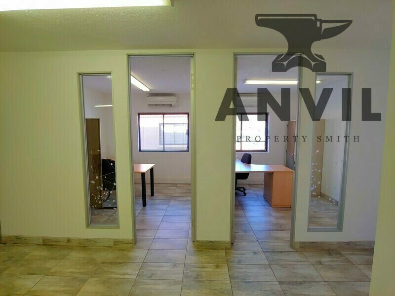 Panorama Office Park, Roodepoort - Building 10-1000m² property image 15