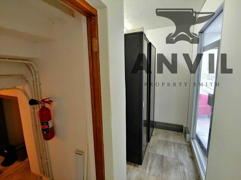 Panorama Office Park, Roodepoort - Building 10-1000m² property image 17